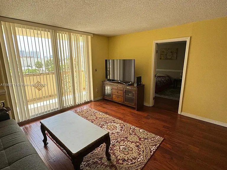 1833 S Ocean Dr #308 — Photo 8