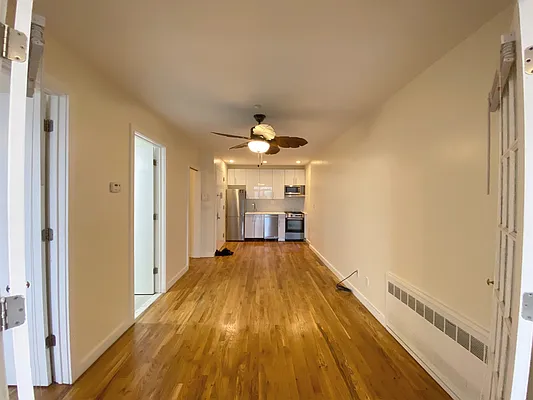 Rented by EXR | media 9