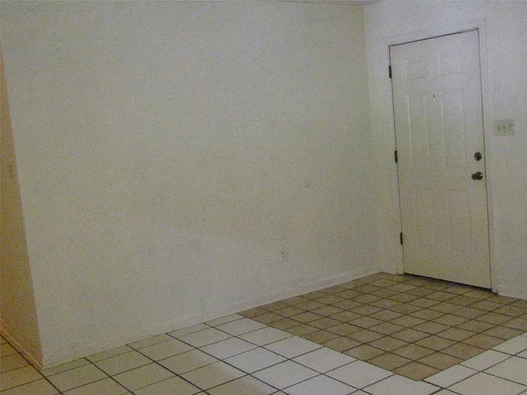 108 Timber Ln — Photo 9
