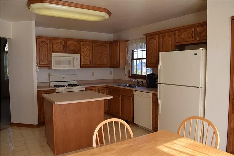 6169 Tuscarawas Rd Industry, PA, 15052 Apartments for Rent Zillow