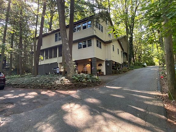 2nd image of 710 5th St