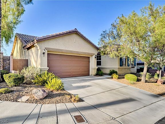 3rd image of 9928 Tradition Creek Ave