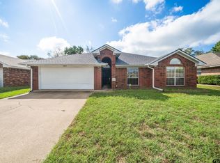 10829 Southern Trace Cir, Flint, TX 75762