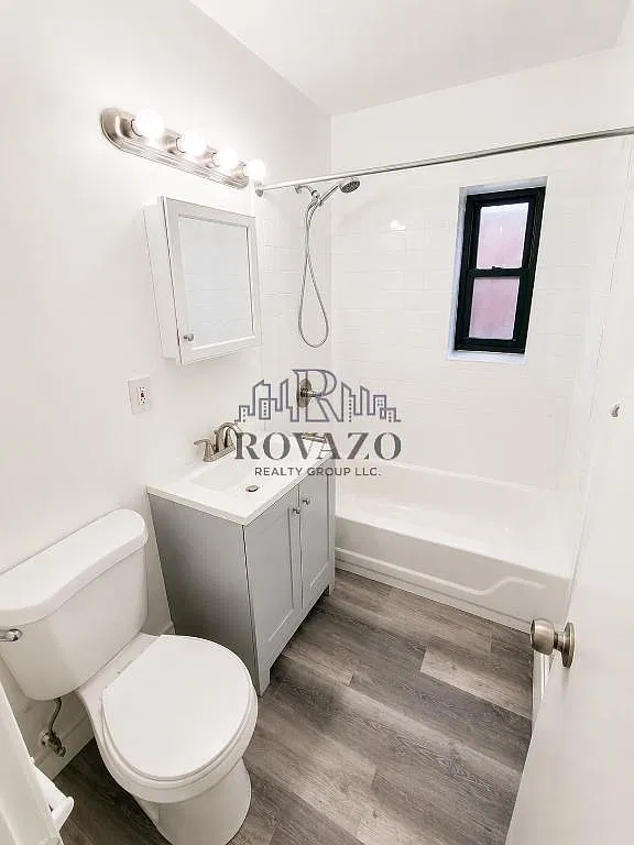 2 bed, 600 sqft, $1,695 — Photo 2