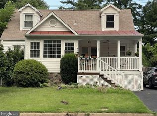 10712 Warwick Ave, Fairfax, VA 22030