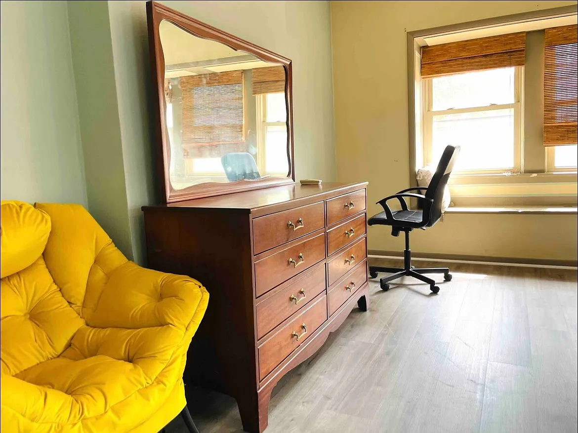 3 bed, 1400 sqft, $2,600 — Photo 3