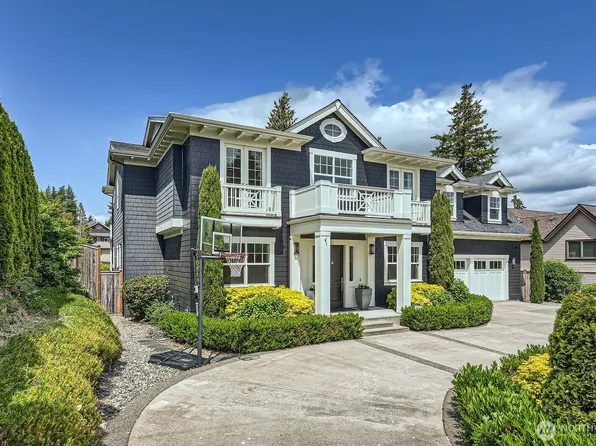 9812 NE 14th Street, Bellevue, WA 98004