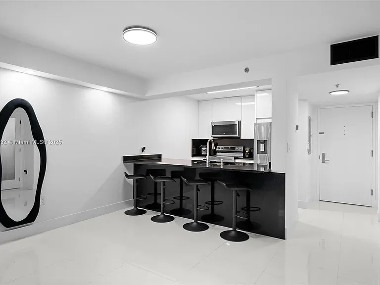 1200 Brickell Bay Dr #2812 — Photo 9