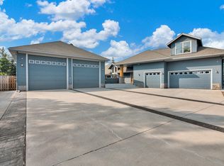21131 SE Clairaway Ave, Bend, OR 97702