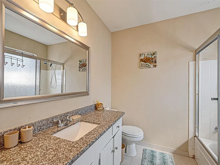 2121 Fountain View Dr #16 — Photo 24
