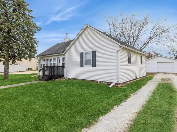 712 Main St, Van Meter, IA 50261