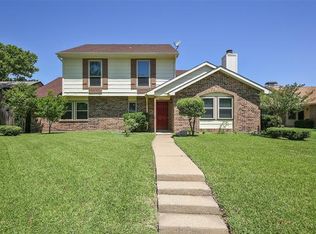 6812 Younger Dr, The Colony, TX 75056