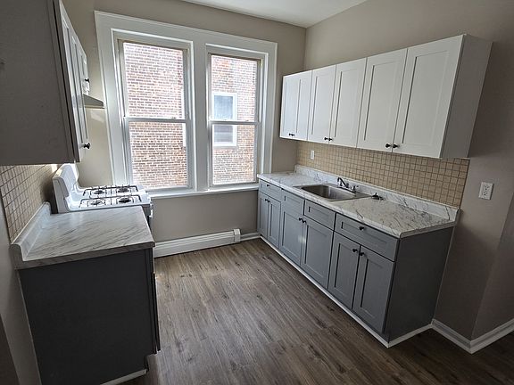 2nd image of 113-115 W Grove Ter #G2