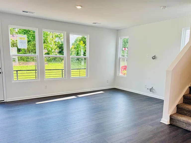 1736 Blanche St #2 — Photo 9