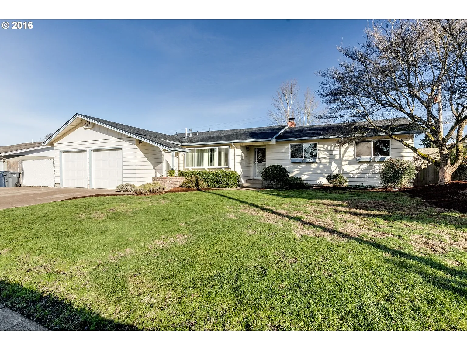 427 Durham Ave photo 1