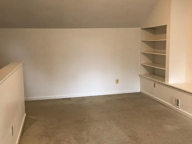 Bedroom 3 - Upper Level