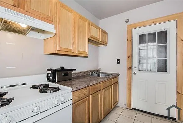 1 bed, 500 sqft, $950 — Photo 3