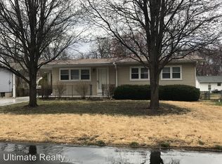 1105 Boulder Dr, Florissant, MO 63031