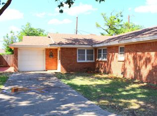 2008 54th St APT B, Lubbock, TX 79412