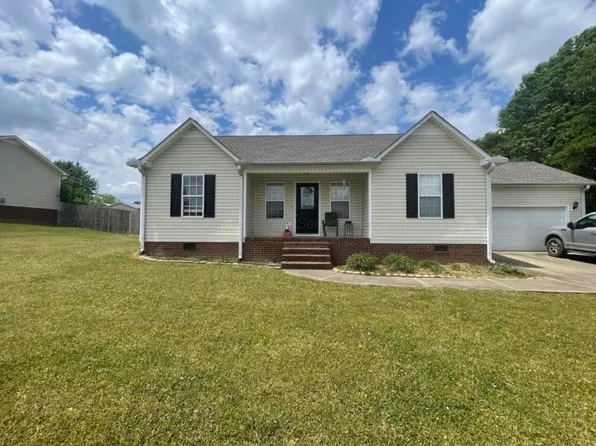 40 Walley Dr, Arab, AL 35016