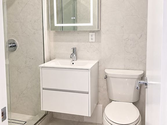 4th image of 20 Terrace Pl APT 3B