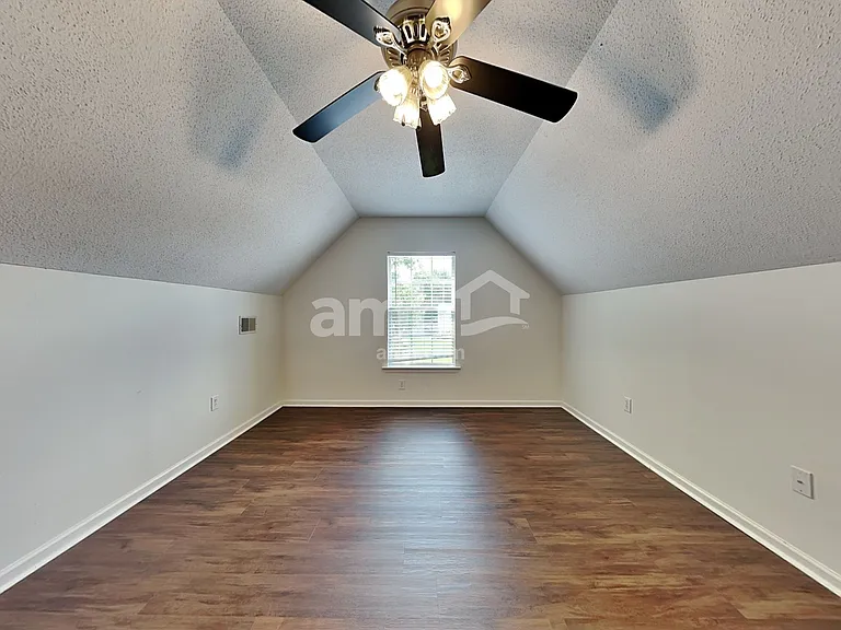 200 Revis Creek Ct — Photo 18