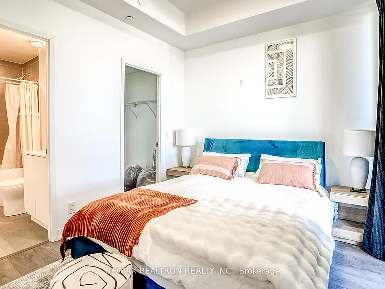 270 Dufferin St #Penthouse 17 — Photo 22