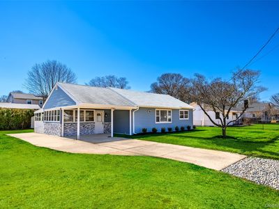 32 Flintlock Drive, Shirley, NY, 11967