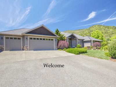 308 Crume Dr, Grants Pass, OR, 97526