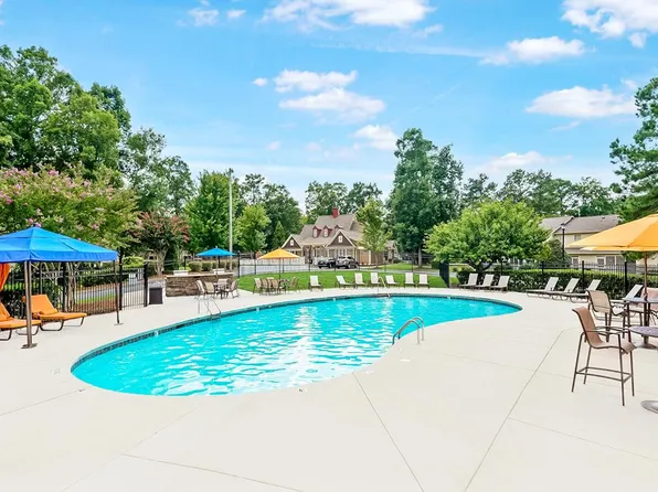 The Domain Apartments