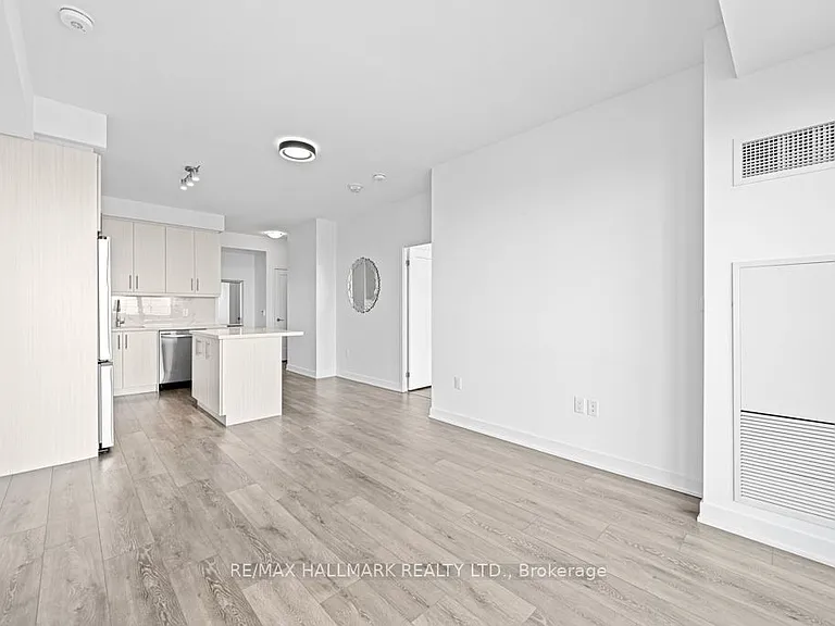 105 Oneida Cres #2607 — Photo 7