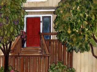 24 Farm Rd, Los Altos, CA 94024