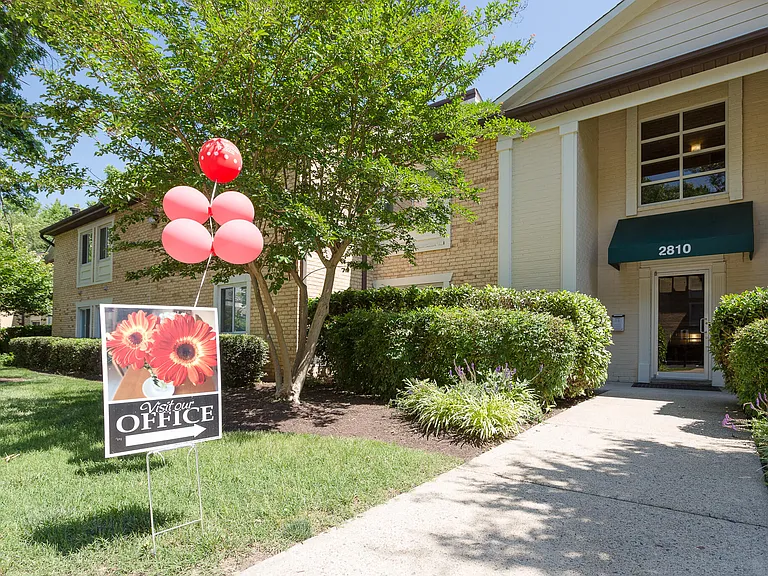 Potomac Ridge Apartments — Photo 9