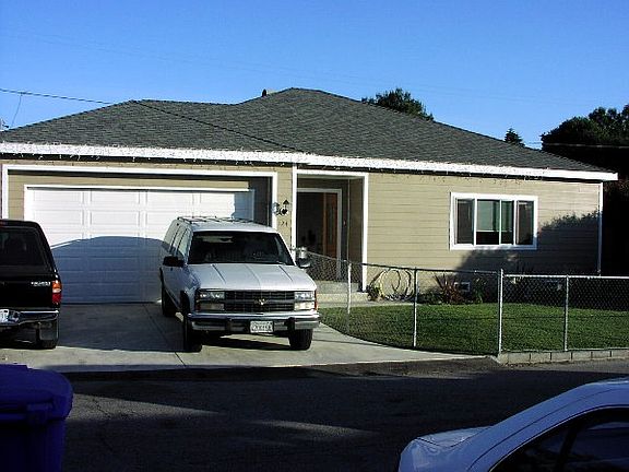 5th image of 124 Bard Ln