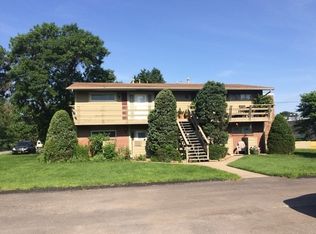 934 W 24th St APT 12, Lawrence, KS 66046