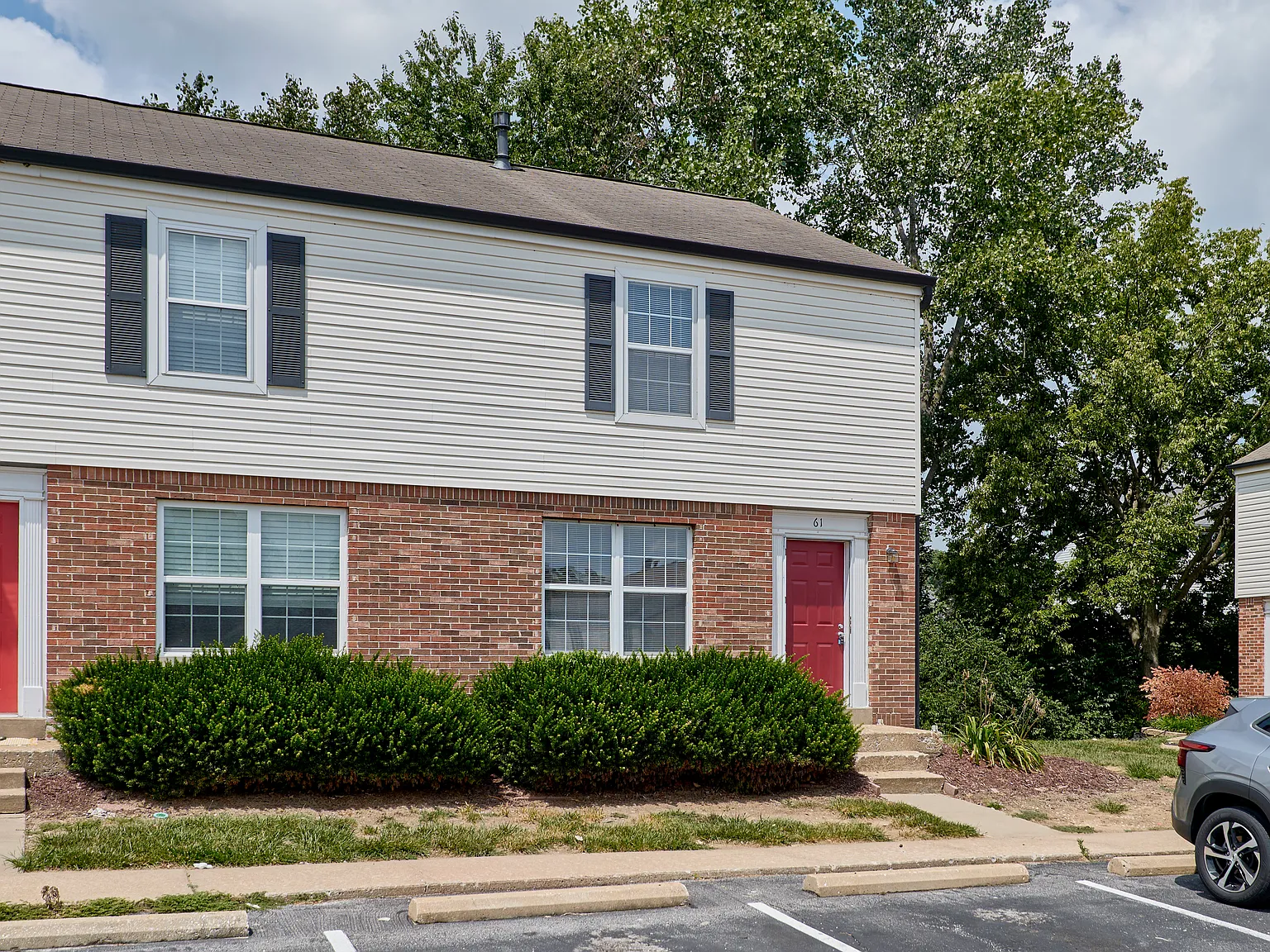 2 bed, 1.5 bath, 1511 sqft, $1,650 — Photo 2