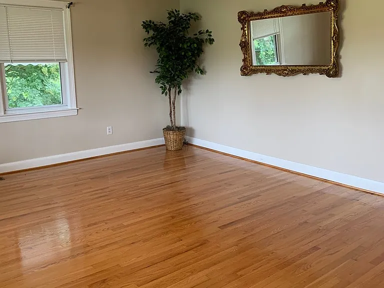 5709 Pleasant Valley Rd — Photo 5