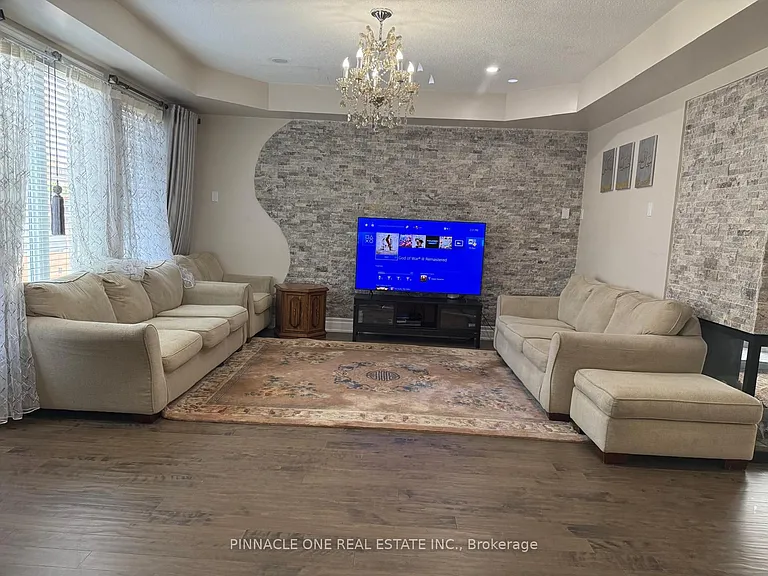 1286 Kettering Dr #UPPER — Photo 5