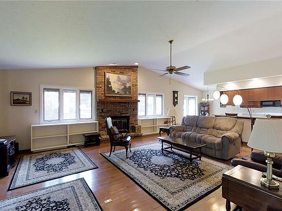4th image of 1431 Dominion Dr
