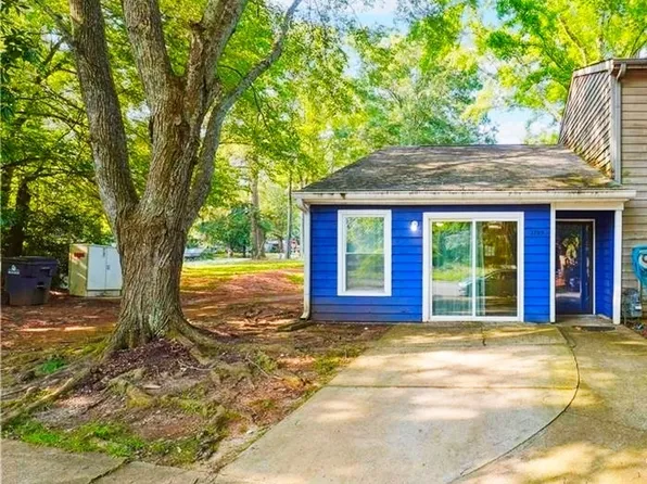 3799 Henry Ct, Acworth, GA 30101