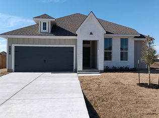 305 Harvest Lake Dr, Somerville, TX 77879