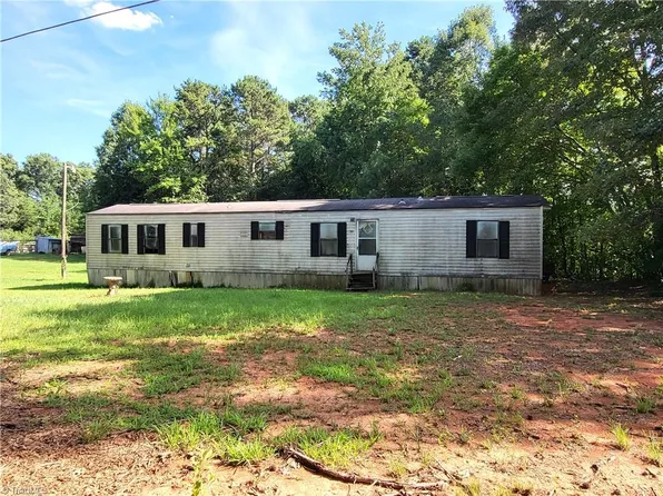351 Robbins Ln, Lexington, NC 27292
