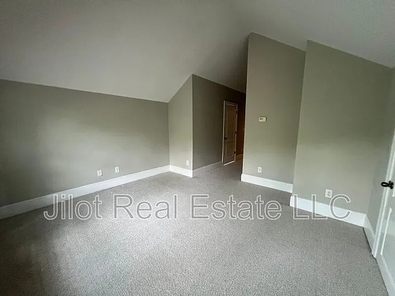 176 Flora Ave NE #A — Photo 13