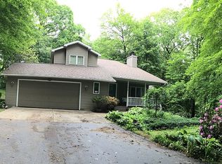 7820 Pine Island Ct NE, Belmont, MI