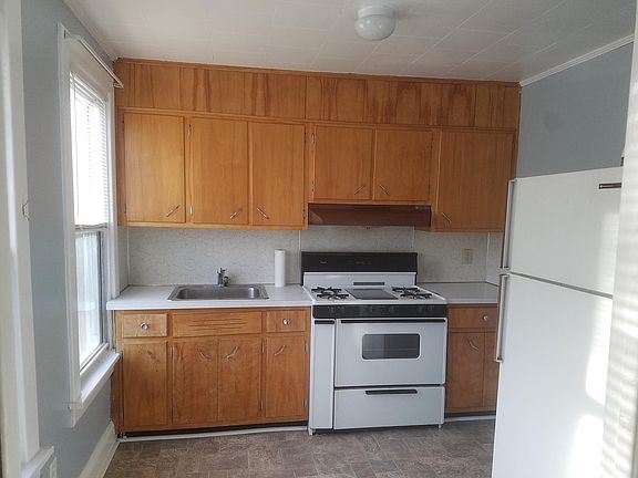 2nd image of 1022 New Jersey Ave #2
