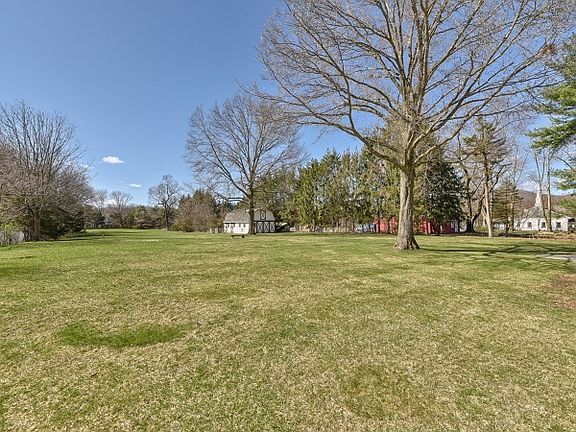 2nd image of 101A Mountain Ave