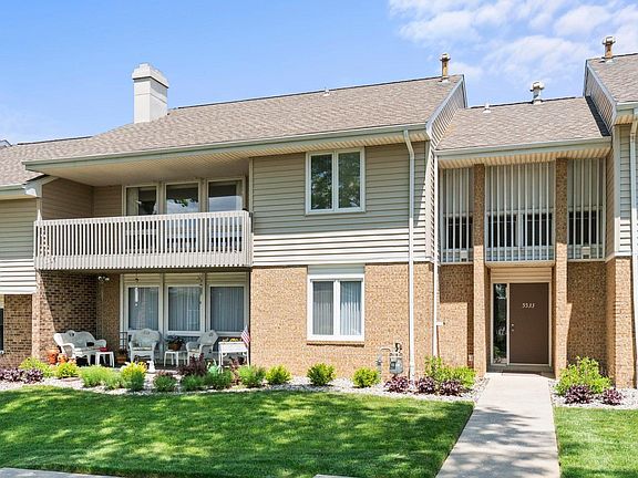 5533 S Wayne Ave APT D, Fort Wayne, IN 46807 | Zillow