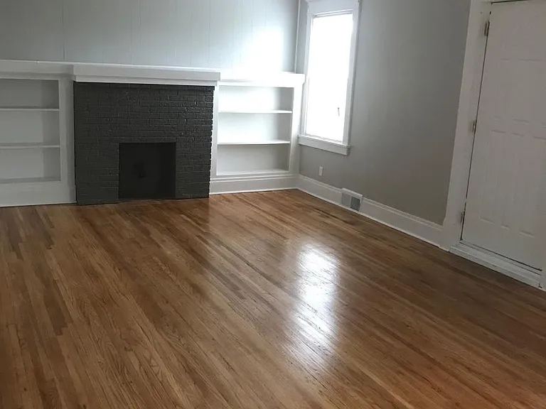 55 Norwalk Ave — Photo 9