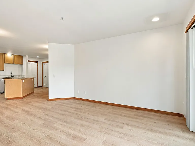 2-Bedroom Apartment for Rent at North Admiral Court - West Seattle — Photo 10