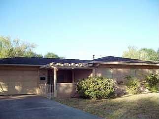 1st image of 216 W Esperanza Ave